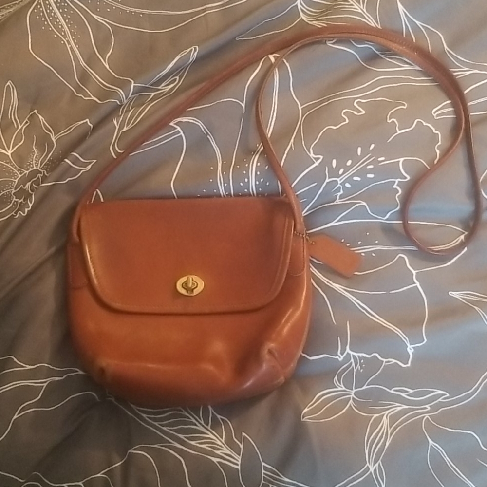 Leather crossbody bag